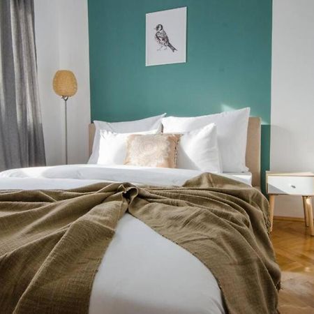 Stylized And Modern Apartment In Bukurešť Exteriér fotografie